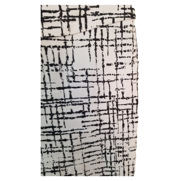 Artex Fashions Black White Striped Women's Bermuda Pants Size 30, Inseam 12.5 in - Picture 5 of 8